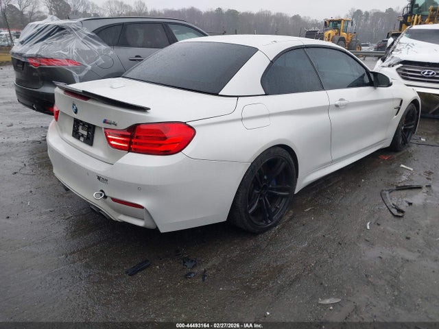 2015 BMW M4 WBS3U9C57FJ968119 Photo 3