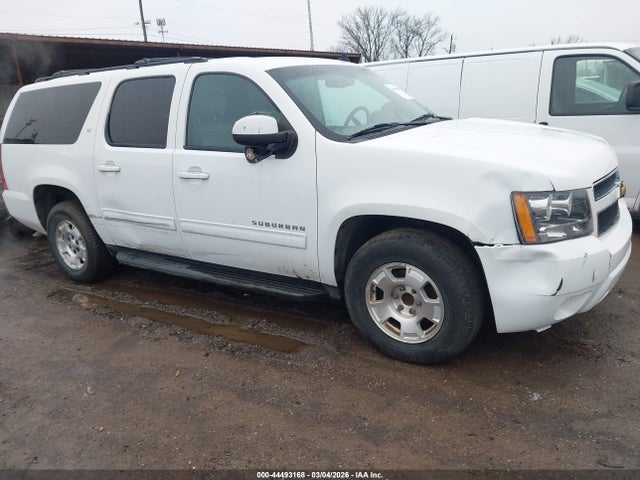 2014 Chevrolet Suburban 1500 Lt მანქანა იყიდება აუქციონზე, vin: 1GNSCJE00ER110541, აუქციონის ნომერი: 44493168