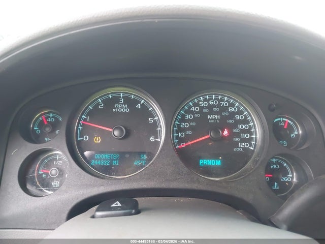 2014 Chevrolet Suburban 1500 Lt მანქანა იყიდება აუქციონზე, vin: 1GNSCJE00ER110541, აუქციონის ნომერი: 44493168