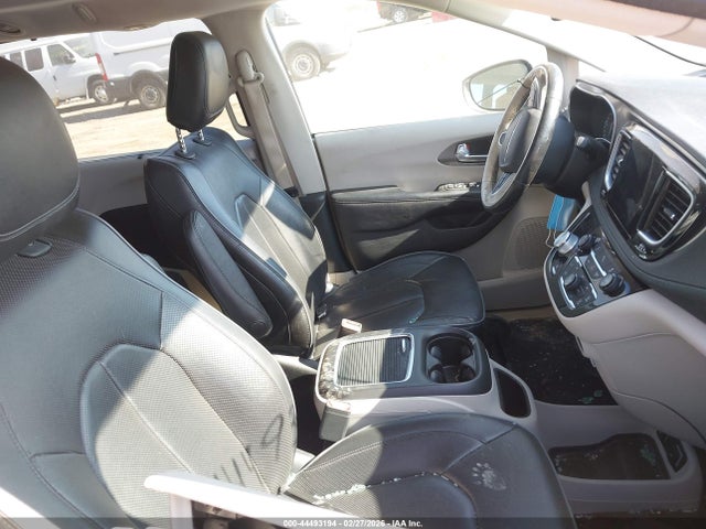 Продаж на аукціоні авто 2018 Chrysler Pacifica Limited, vin: 2C4RC1GG5JR258190, номер лоту: 44493194