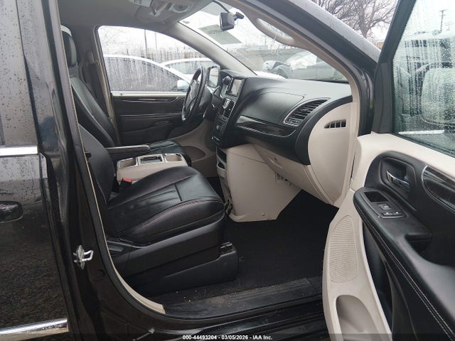 44493204 :رقم المزاد ، 2C4RC1BG6CR376209 vin ، 2012 Chrysler Town & Country Touring مزاد بيع