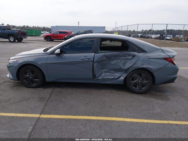 44493205 :رقم المزاد ، KMHLM4AG0MU186279 vin ، 2021 Hyundai Elantra Sel مزاد بيع