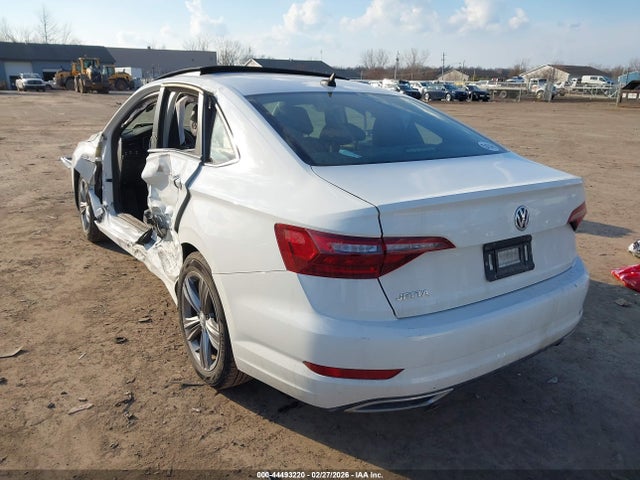 2020 VOLKSWAGEN JETTA 3VWCB7BU4LM043156 Photo 2