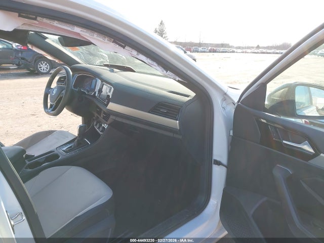 2020 VOLKSWAGEN JETTA 3VWCB7BU4LM043156 Photo 4