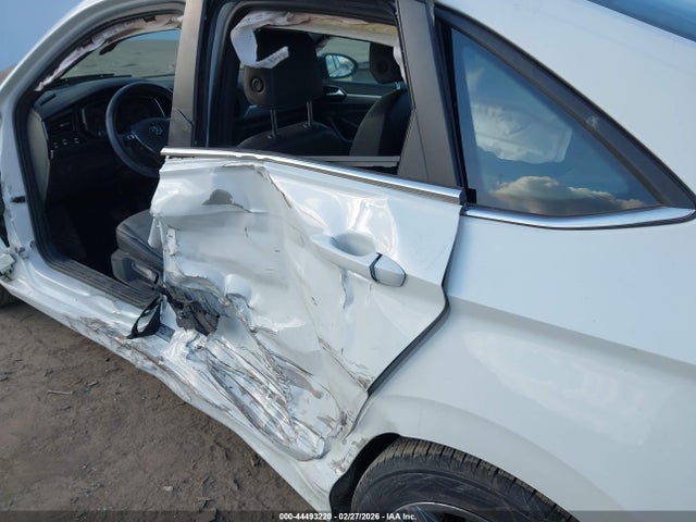 2020 VOLKSWAGEN JETTA 3VWCB7BU4LM043156 Photo 5