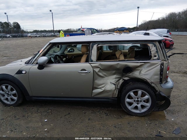 2009 MINI COOPER CLUBMAN WMWML33549TX33727 Photo 5