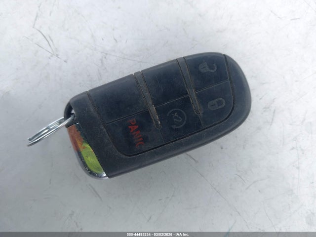 44493234 :رقم المزاد ، ZACNJABB3LPL05625 vin ، 2020 Jeep Renegade Latitude Fwd مزاد بيع