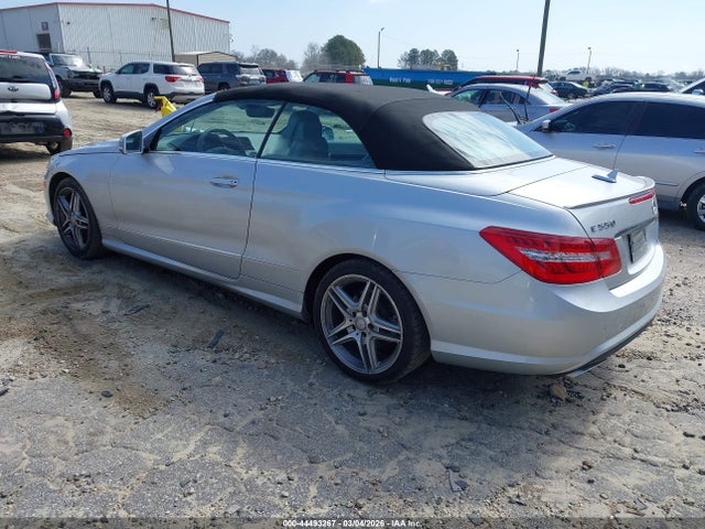 44493267 :رقم المزاد ، WDDKK7CF3BF068827 vin ، 2011 Mercedes-benz E 550 مزاد بيع