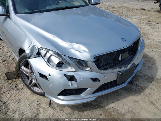 44493267 :رقم المزاد ، WDDKK7CF3BF068827 vin ، 2011 Mercedes-benz E 550 مزاد بيع