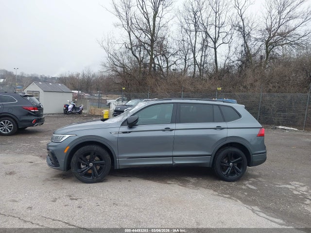 3VV8B7AX0RM098654 Volkswagen Tiguan 2.0t Se R-line Black