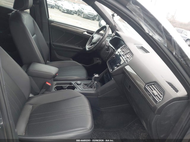 3VV8B7AX0RM098654 Volkswagen Tiguan 2.0t Se R-line Black