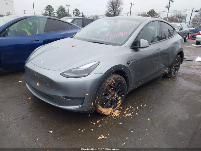 7SAYGDEE9RA299951 Tesla Model Y Long Range Dual Motor All-wheel Drive