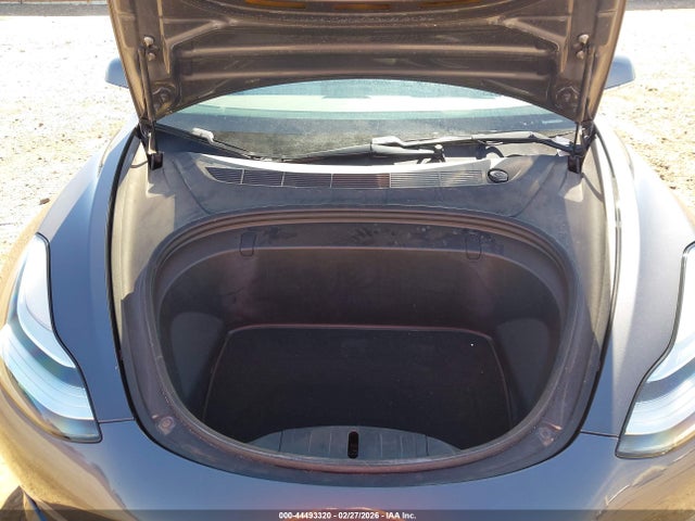 2019 Tesla Model 3 Long Range/performance მანქანა იყიდება აუქციონზე, vin: 5YJ3E1EBXKF195057, აუქციონის ნომერი: 44493320