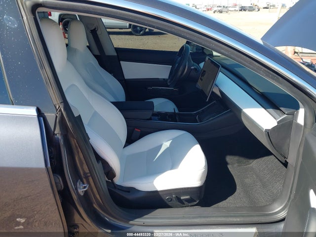 2019 Tesla Model 3 Long Range/performance მანქანა იყიდება აუქციონზე, vin: 5YJ3E1EBXKF195057, აუქციონის ნომერი: 44493320