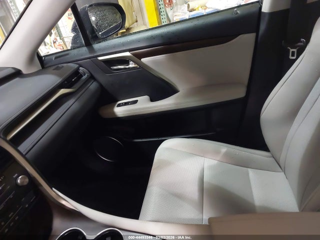 Продажа на аукционе авто 2022 Lexus Rx 350, vin: 2T2HZMAA7NC249573, номер лота: 44493346