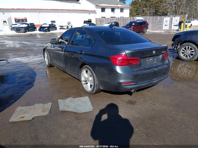 WBA8E1G50GNT36429 BMW 320i