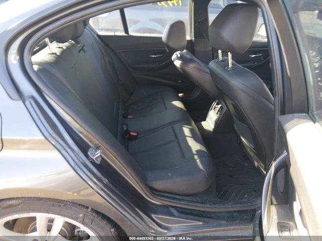 WBA8E1G50GNT36429 BMW 320i