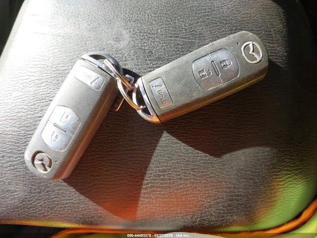 JM1BM1K72E1100163 Mazda Mazda3 I Sport