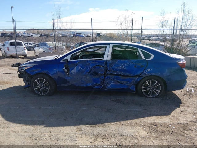 3KPF24AD1NE416795 KIA Forte Lxs