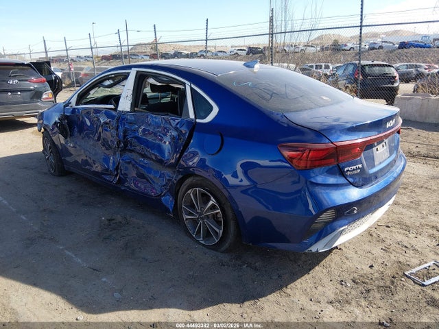 3KPF24AD1NE416795 KIA Forte Lxs