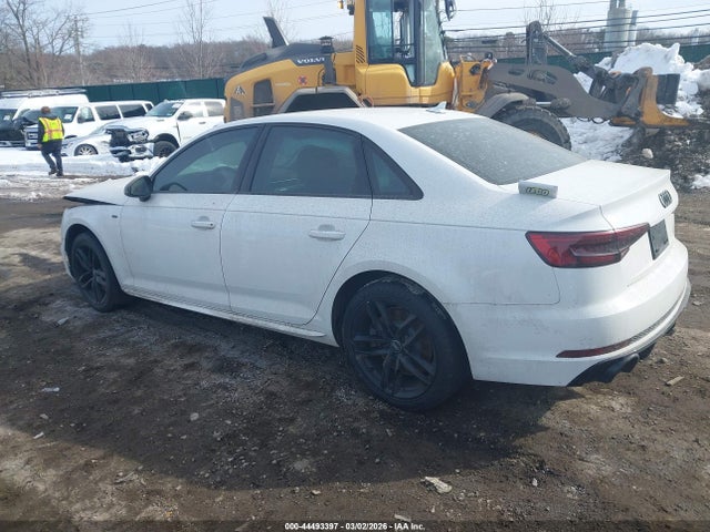 2017 AUDI A4 WAUDNAF43HN045769 Photo 2