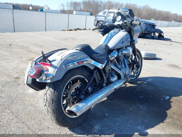 1HD1YXA15SB036477 Harley-Davidson Fxlrst