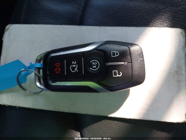 1FM5K7D81HGB45555 Ford EXPLORER XLT
