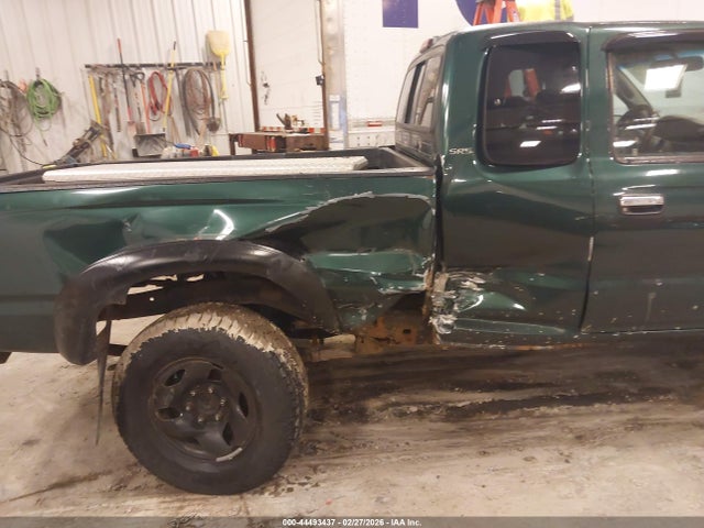 Продажа на аукционе авто 2004 Toyota Tacoma, vin: 5TEWM72N34Z343858, номер лота: 44493437