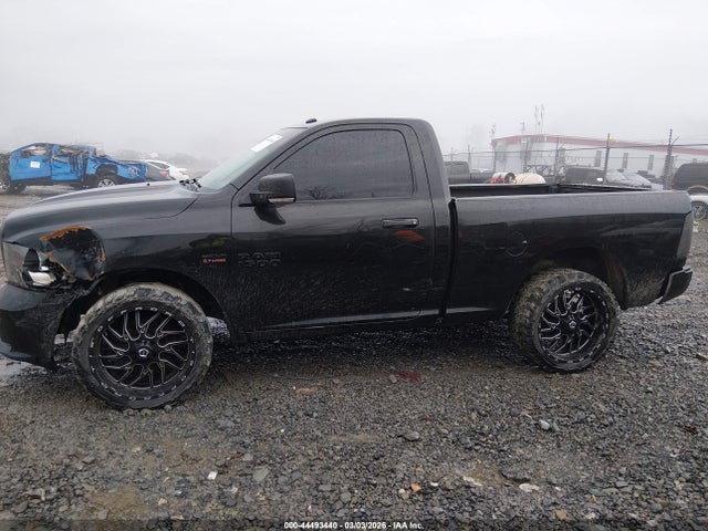 2018 Ram 1500 Express  4x4 6'4 Box მანქანა იყიდება აუქციონზე, vin: 3C6JR7ATXJG234839, აუქციონის ნომერი: 44493440
