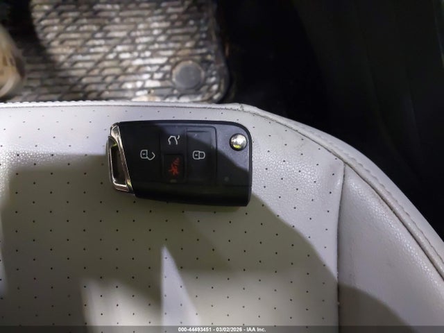 2018 VOLKSWAGEN TIGUAN 3VV3B7AX7JM149517 Photo 10