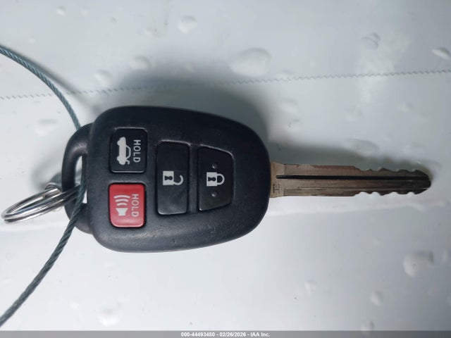 4T1BF1FK2HU275424 Toyota CAMRY LE