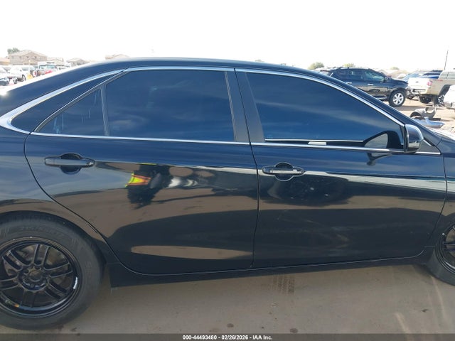 4T1BF1FK2HU275424 Toyota CAMRY LE