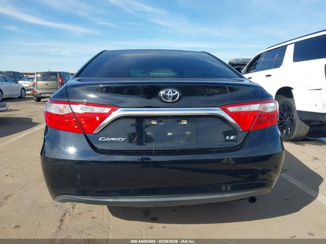 4T1BF1FK2HU275424 Toyota CAMRY LE