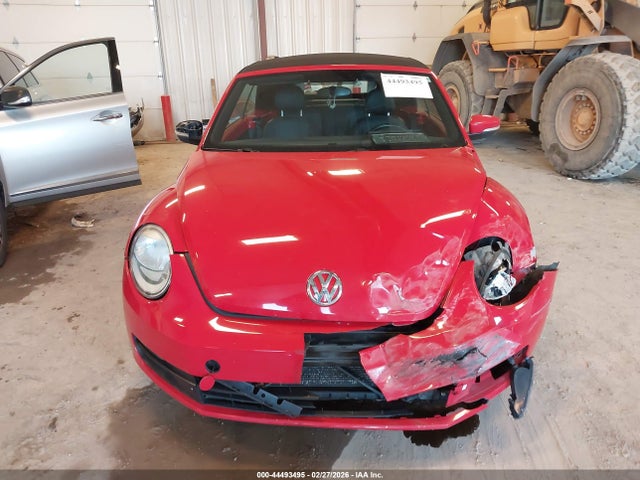 44493495 :رقم المزاد ، 3VW5P7ATXDM829905 vin ، 2013 Volkswagen Beetle 2.5l مزاد بيع