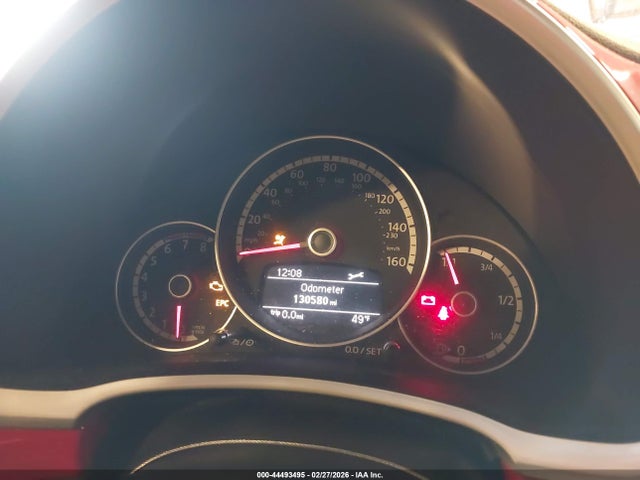 44493495 :رقم المزاد ، 3VW5P7ATXDM829905 vin ، 2013 Volkswagen Beetle 2.5l مزاد بيع