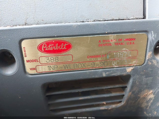 44493515 :رقم المزاد ، 1NPWLB0X99D780735 vin ، 2009 Peterbilt 388 مزاد بيع