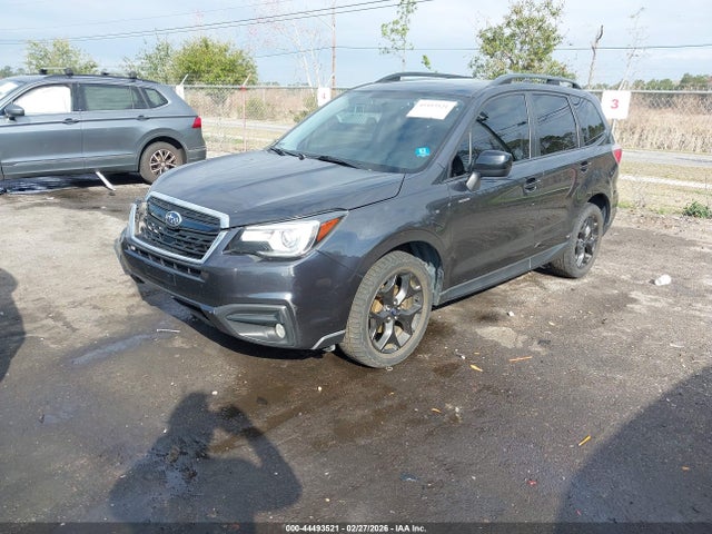 2018 SUBARU FORESTER JF2SJAGC4JH564685 Photo 1