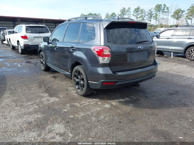 2018 SUBARU FORESTER JF2SJAGC4JH564685 Photo 2
