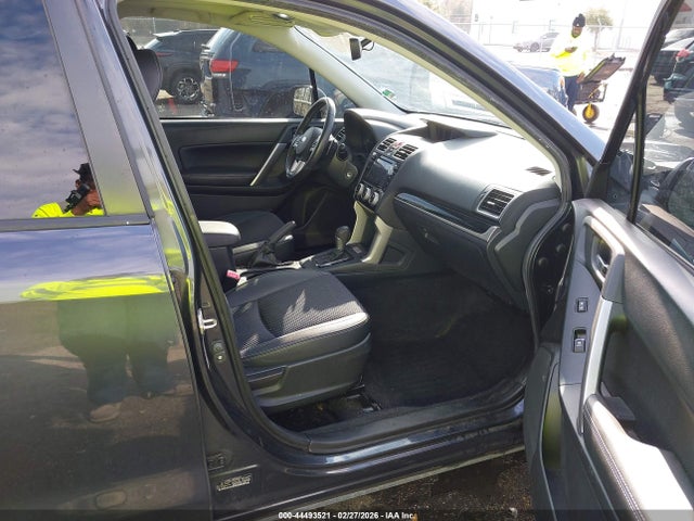 2018 SUBARU FORESTER JF2SJAGC4JH564685 Photo 4
