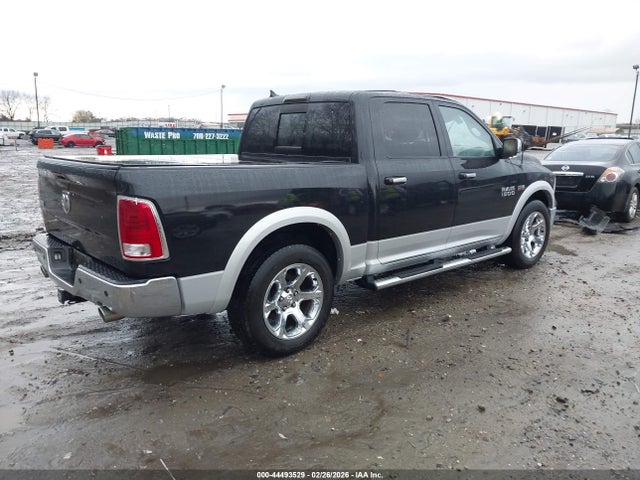 2013 RAM 1500 1C6RR6NT8DS589464 Photo 3