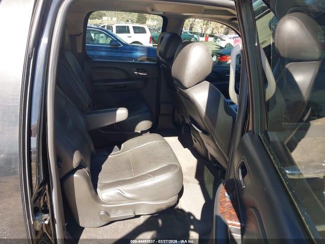 44493537 :رقم المزاد ، 1GKS1MEF7ER155520 vin ، 2014 Gmc Yukon Xl 1500 Denali مزاد بيع