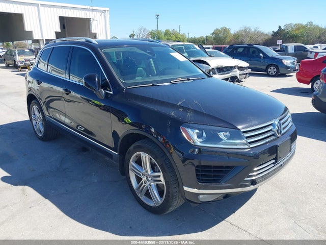 2015 VOLKSWAGEN TOUAREG WVGEF9BPXFD007800
