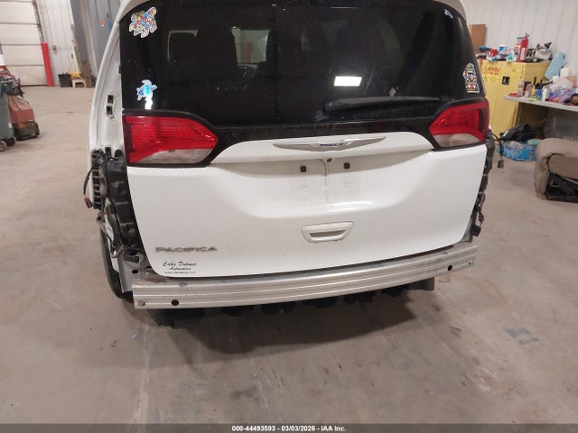 Продаж на аукціоні авто 2019 Chrysler Pacifica Touring L, vin: 2C4RC1BG9KR655099, номер лоту: 44493593