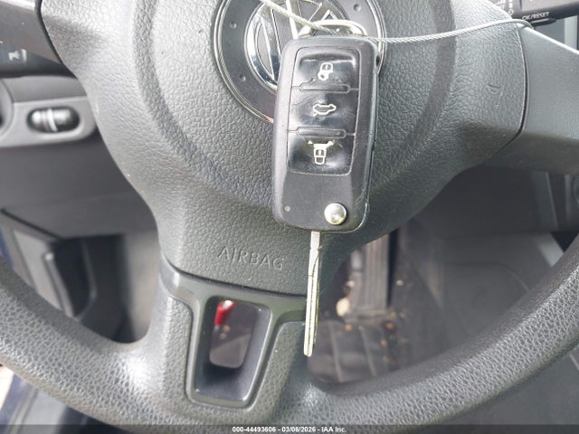 2014 Volkswagen Jetta 1.8t Se მანქანა იყიდება აუქციონზე, vin: 3VWD17AJXEM416931, აუქციონის ნომერი: 44493606