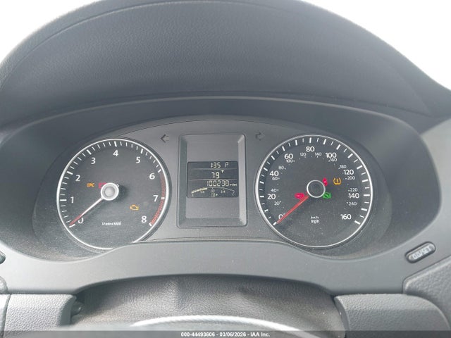 2014 Volkswagen Jetta 1.8t Se მანქანა იყიდება აუქციონზე, vin: 3VWD17AJXEM416931, აუქციონის ნომერი: 44493606