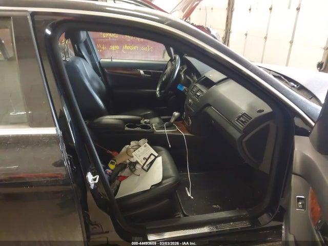 44493609 :رقم المزاد ، WDDGF8BB4BR146318 vin ، 2011 Mercedes-benz C 300 Sport 4matic مزاد بيع