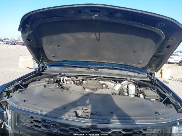 Продаж на аукціоні авто 2015 Chevrolet Suburban 1500 Lt, vin: 1GNSCJKC3FR697740, номер лоту: 44493615