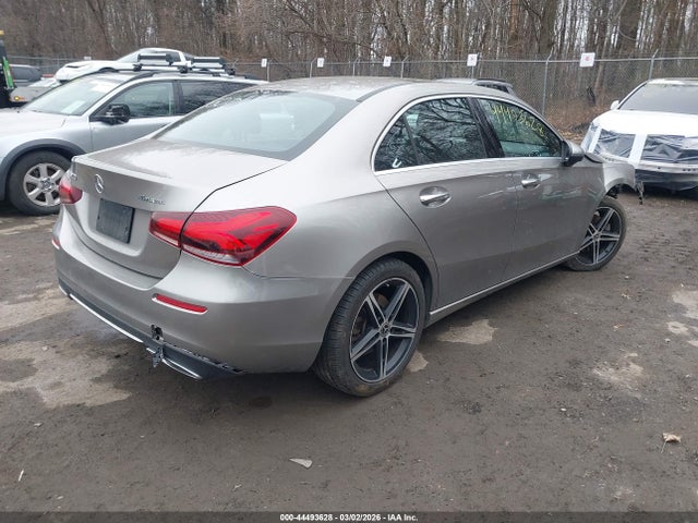 2019 Mercedes-benz A 220 4matic მანქანა იყიდება აუქციონზე, vin: WDD3G4FB1KW005500, აუქციონის ნომერი: 44493628