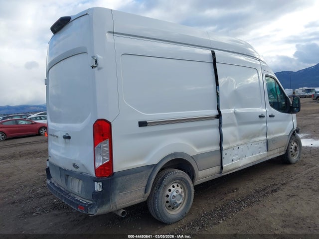 1FTBR2X82PKA71012 Ford Transit-250