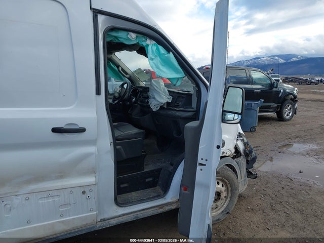 1FTBR2X82PKA71012 Ford Transit-250